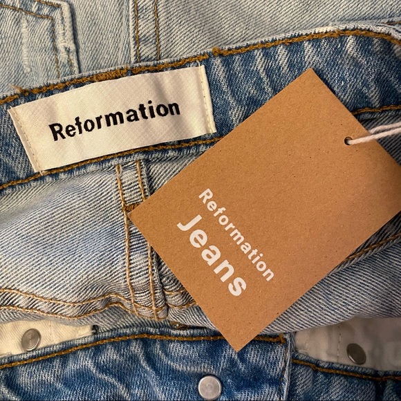 Reformation Bermuda Short - Picture 11 of 12